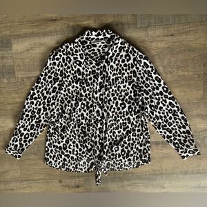 Susan Graver women’s size 12 leopard print tie front button down blouse top